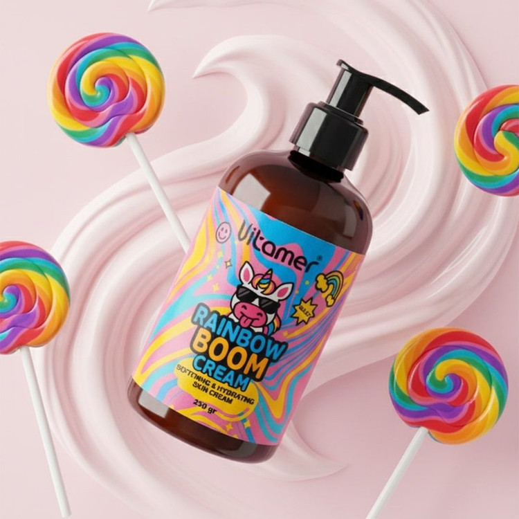 کرم مرطوبکننده و آبرسان فانتزی بدن ویتامر مدل Rainbow Boom مناسب برای انواع پوست حجم ۲۵۰ میلیلیتر